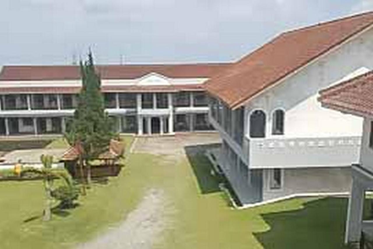 Hotel Puspa Sari Redpartner Ciater Εξωτερικό φωτογραφία