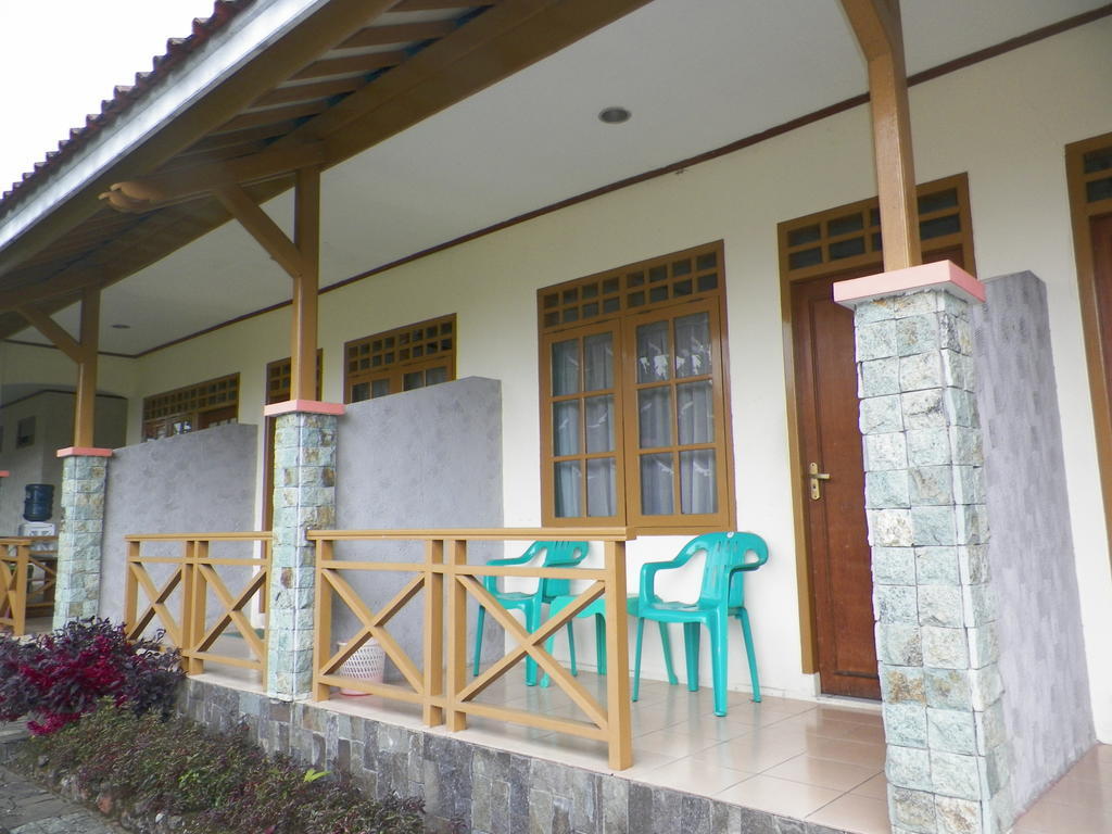 Hotel Puspa Sari Redpartner Ciater Δωμάτιο φωτογραφία